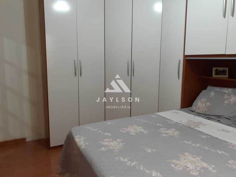 Apartamento à venda com 2 quartos, 85m² - Foto 4