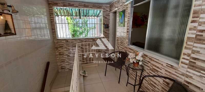 Casa de Vila à venda com 2 quartos, 81m² - Foto 15