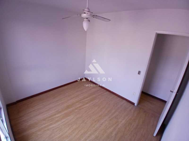 Apartamento à venda com 2 quartos, 66m² - Foto 8