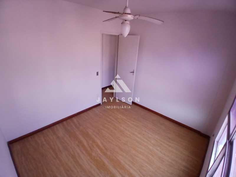 Apartamento à venda com 2 quartos, 66m² - Foto 9