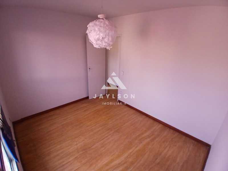 Apartamento à venda com 2 quartos, 66m² - Foto 17