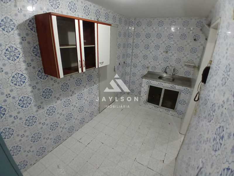 Apartamento à venda com 2 quartos, 66m² - Foto 20