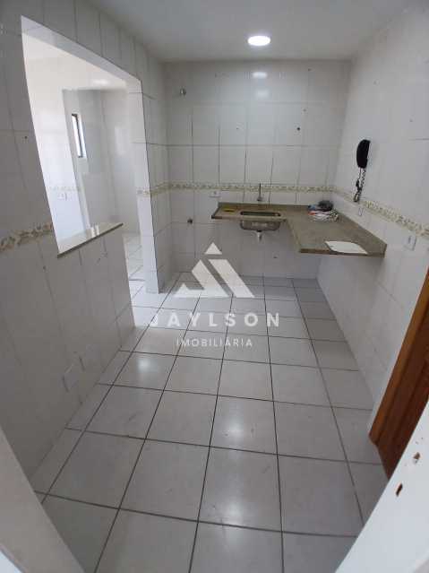 Apartamento à venda com 2 quartos, 75m² - Foto 17