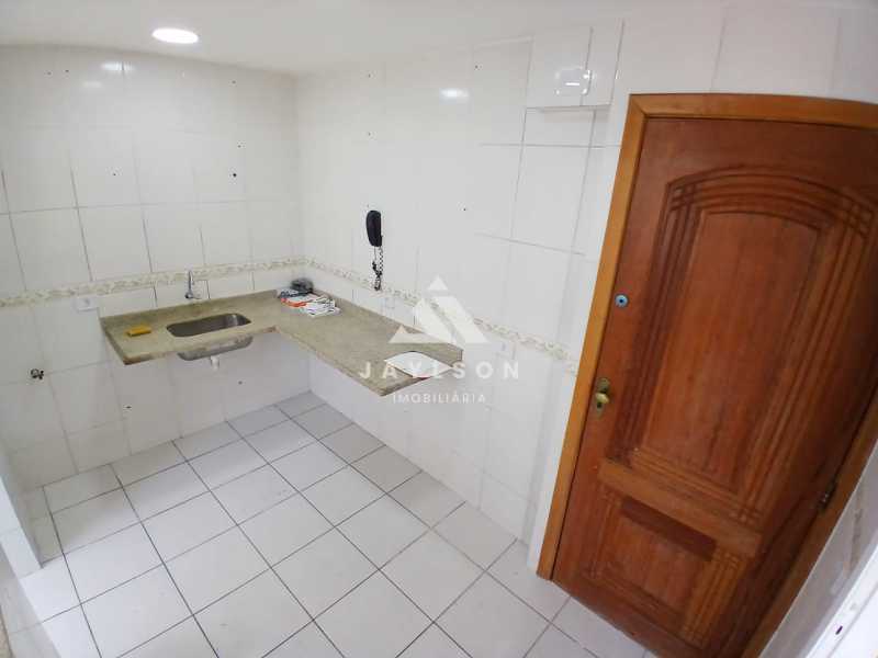 Apartamento à venda com 2 quartos, 75m² - Foto 19