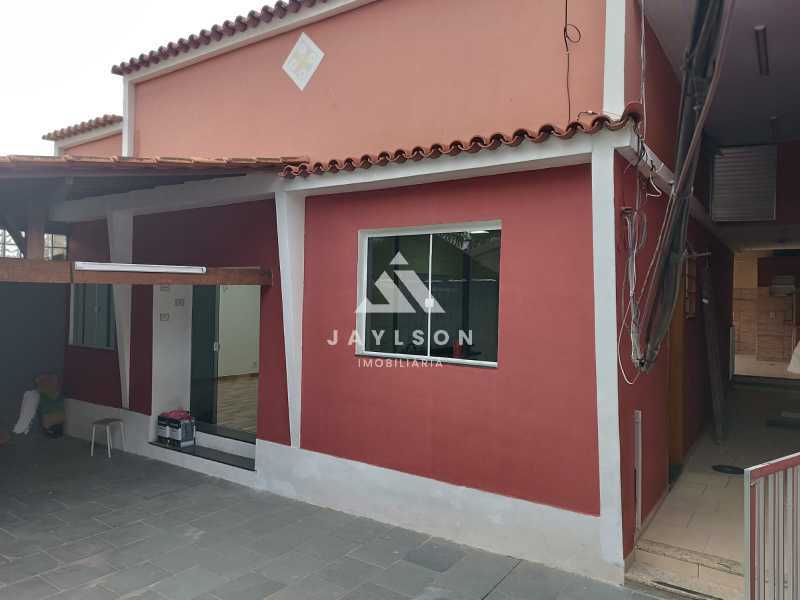 Casa à venda com 2 quartos, 60m² - Foto 20