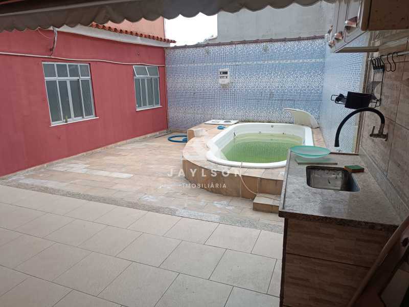 Casa à venda com 2 quartos, 60m² - Foto 24