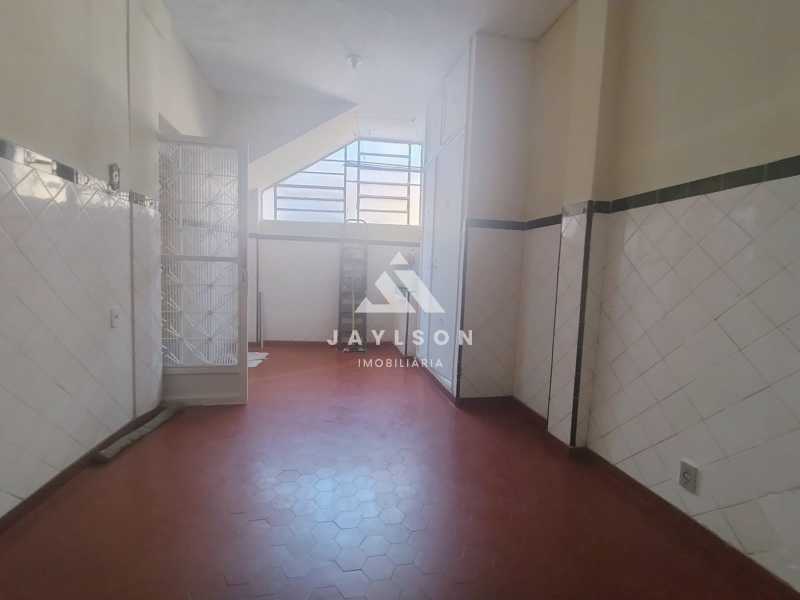 Casa à venda com 2 quartos, 106m² - Foto 14