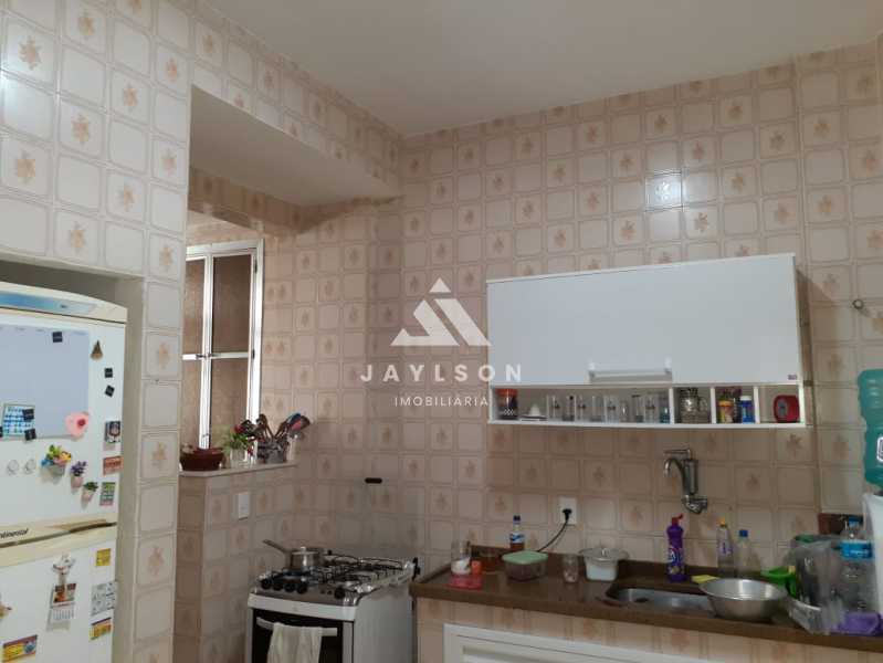 Apartamento à venda com 2 quartos, 75m² - Foto 15