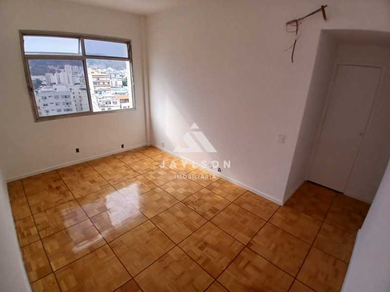 Apartamento à venda com 3 quartos, 130m² - Foto 8