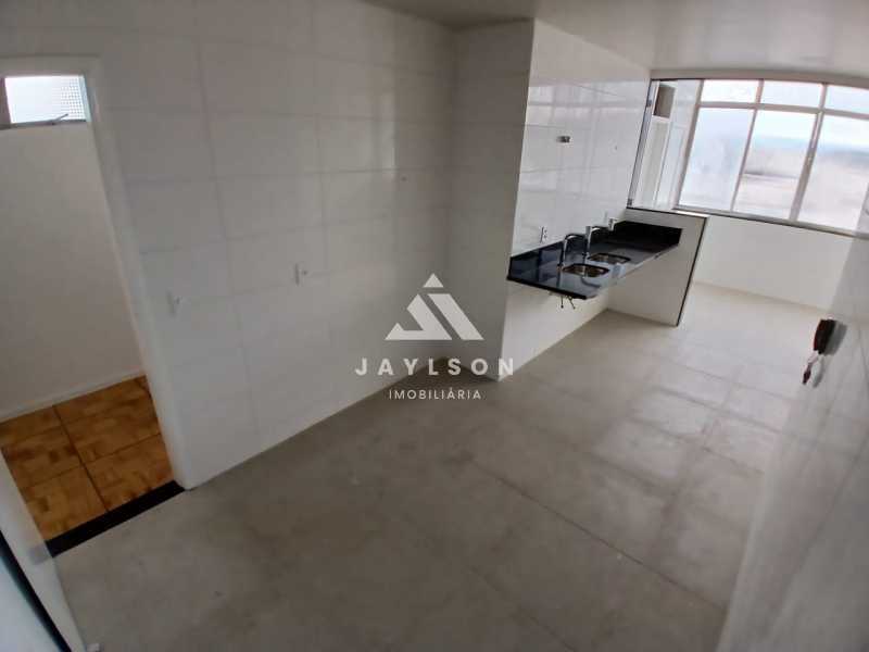 Apartamento à venda com 3 quartos, 130m² - Foto 22