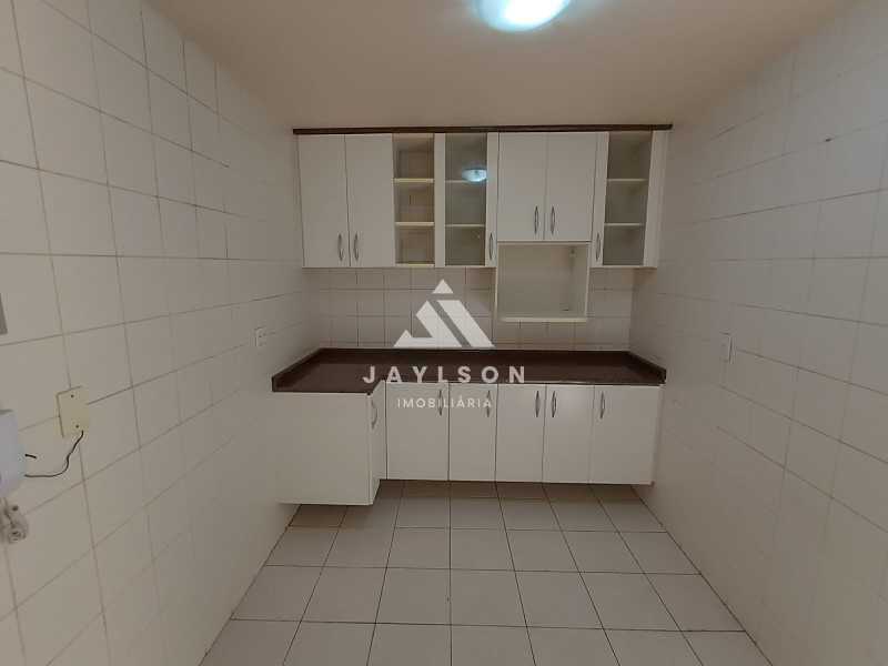 Apartamento à venda com 3 quartos, 120m² - Foto 27