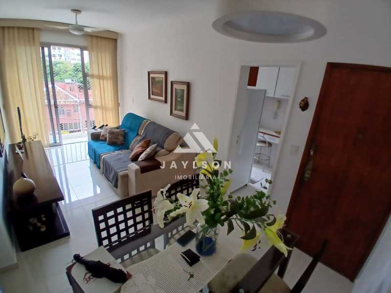 Apartamento à venda com 3 quartos, 80m² - Foto 2