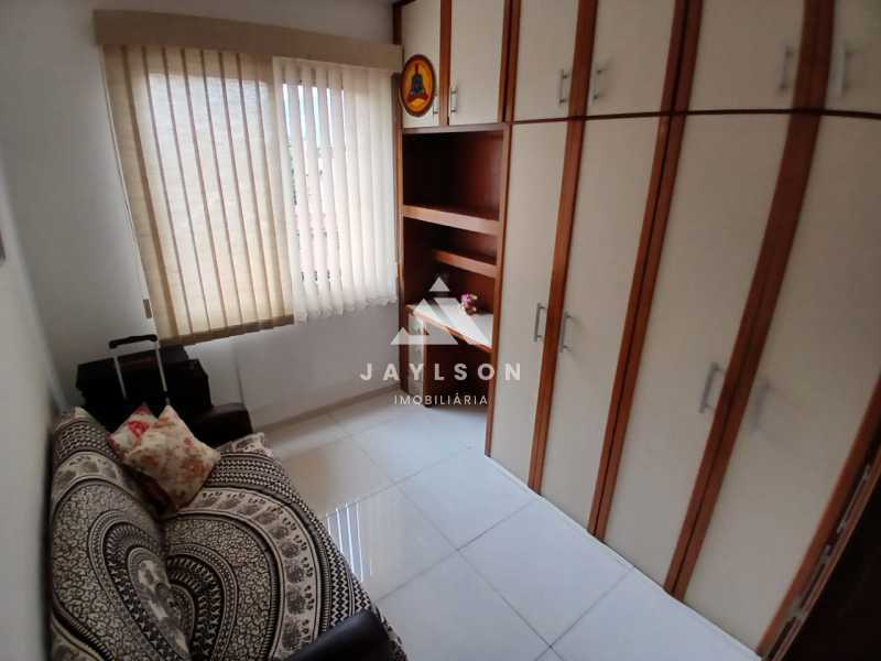 Apartamento à venda com 3 quartos, 80m² - Foto 13