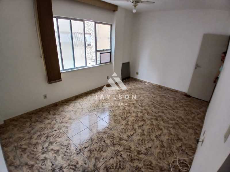 Apartamento à venda com 2 quartos, 85m² - Foto 2