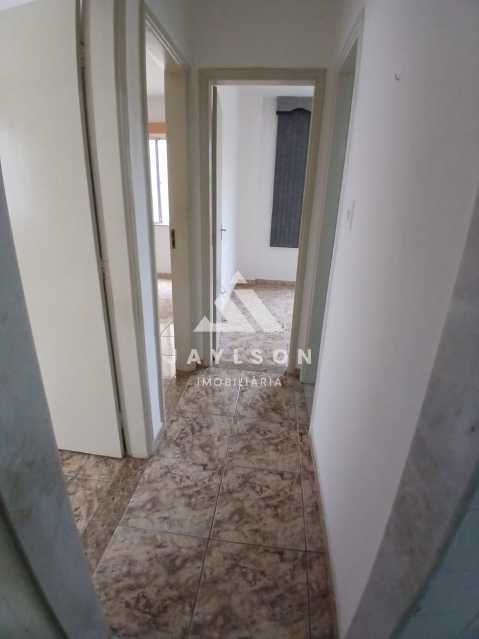 Apartamento à venda com 2 quartos, 85m² - Foto 5