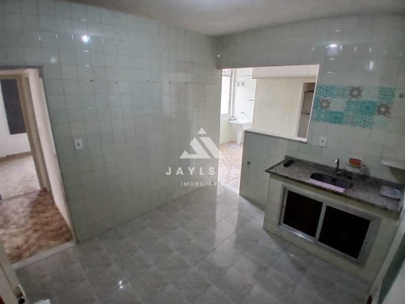 Apartamento à venda com 2 quartos, 85m² - Foto 17