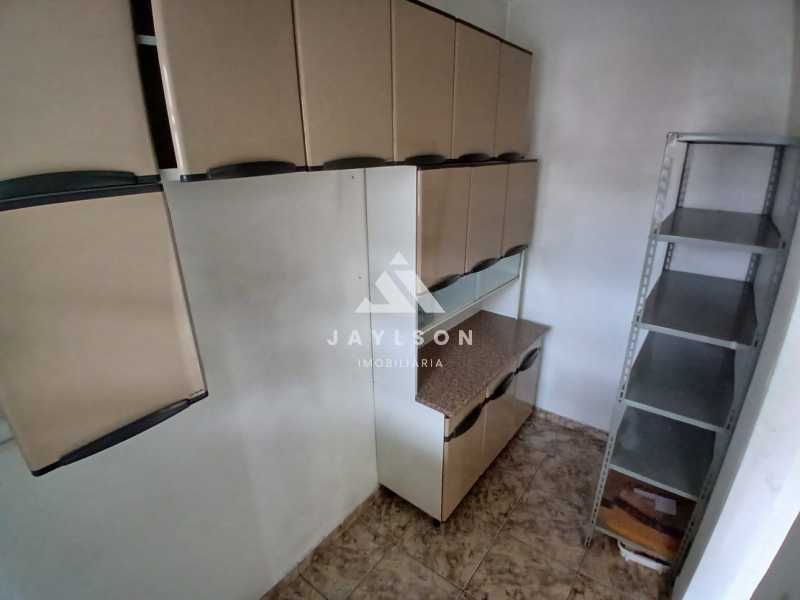 Apartamento à venda com 2 quartos, 85m² - Foto 19