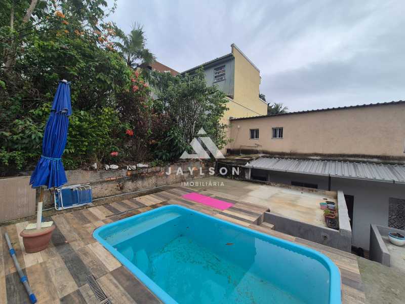 Casa de Condomínio à venda com 3 quartos, 144m² - Foto 1