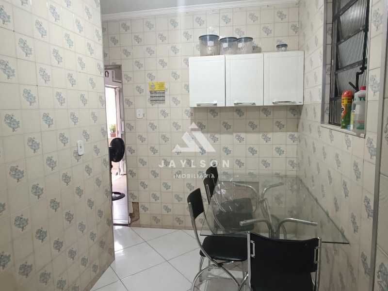 Casa à venda com 2 quartos, 169m² - Foto 17