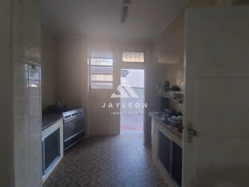 Apartamento à venda com 2 quartos, 97m² - Foto 9