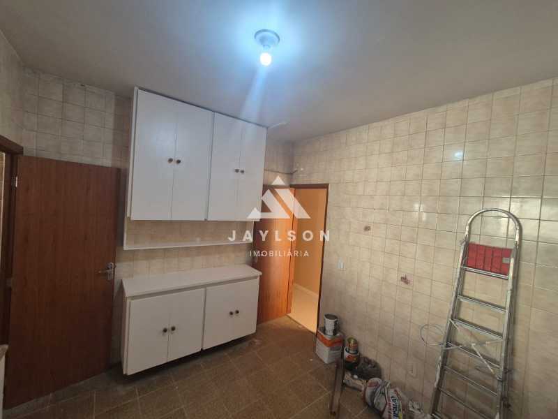 Cobertura à venda com 3 quartos, 162m² - Foto 15