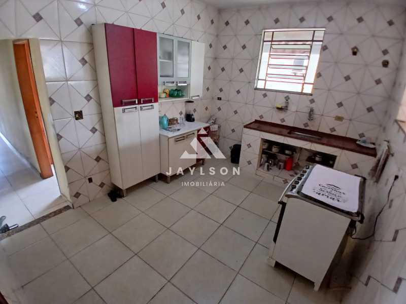 Casa à venda com 3 quartos, 174m² - Foto 14