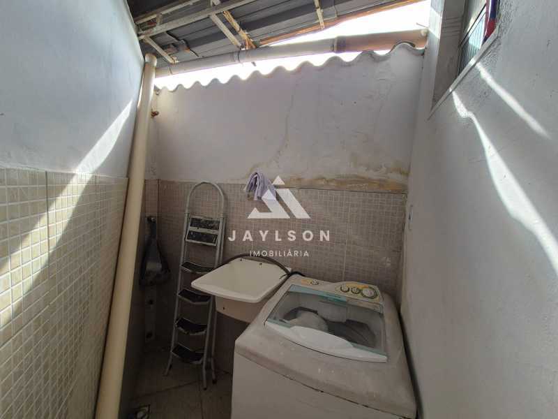 Apartamento à venda com 2 quartos, 60m² - Foto 24