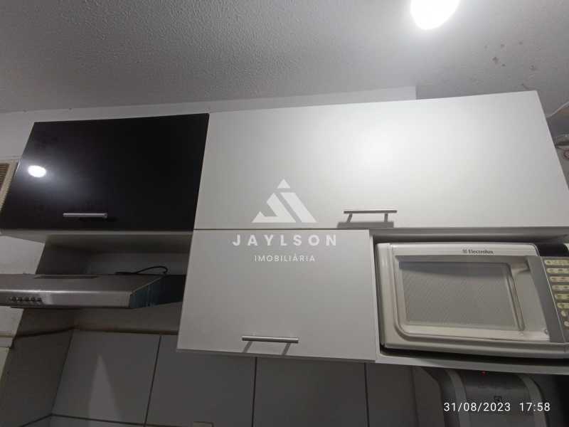 Apartamento à venda com 2 quartos, 49m² - Foto 12