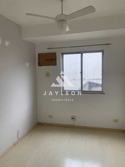 Apartamento à venda com 2 quartos, 70m² - Foto 13