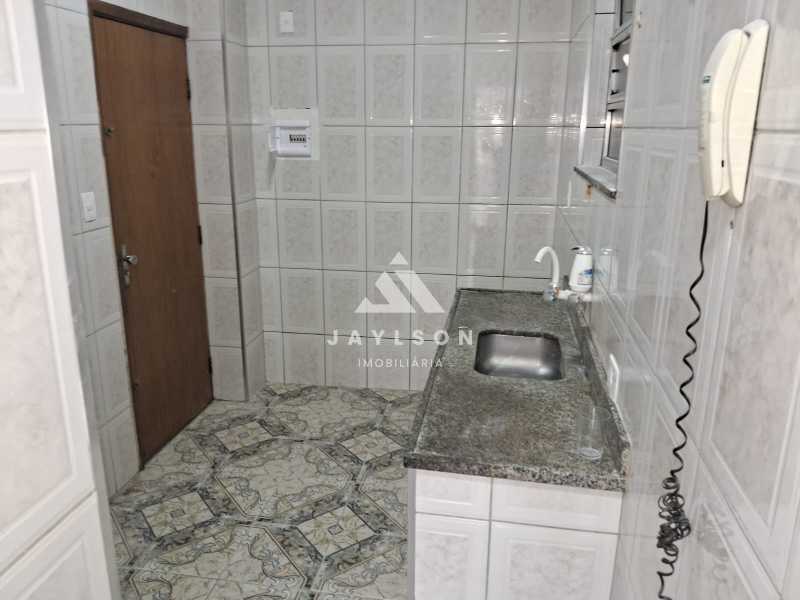 Apartamento à venda com 3 quartos, 87m² - Foto 20