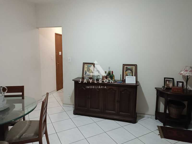 Apartamento à venda com 2 quartos, 80m² - Foto 11