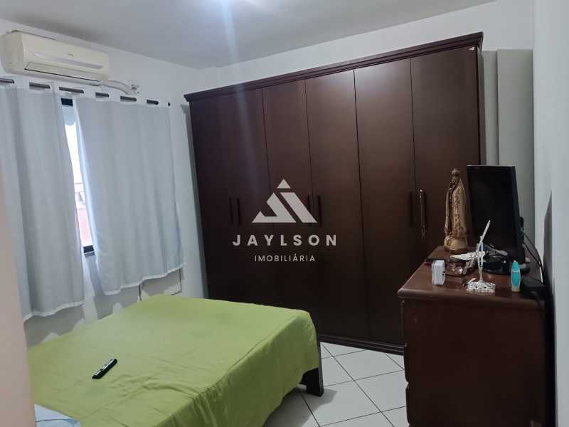 Apartamento à venda com 2 quartos, 80m² - Foto 13