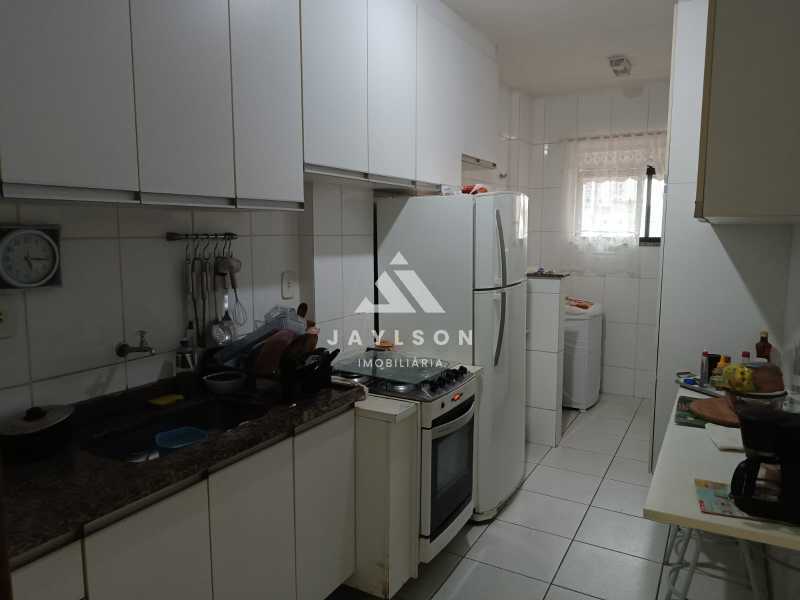 Apartamento à venda com 2 quartos, 80m² - Foto 21