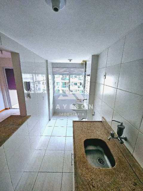 Apartamento à venda com 2 quartos, 60m² - Foto 15