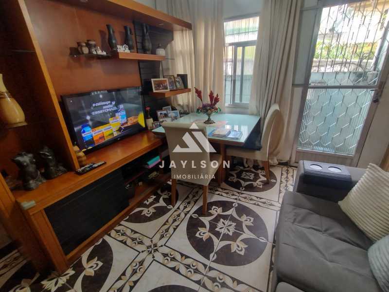 Casa de Vila à venda com 2 quartos, 60m² - Foto 13