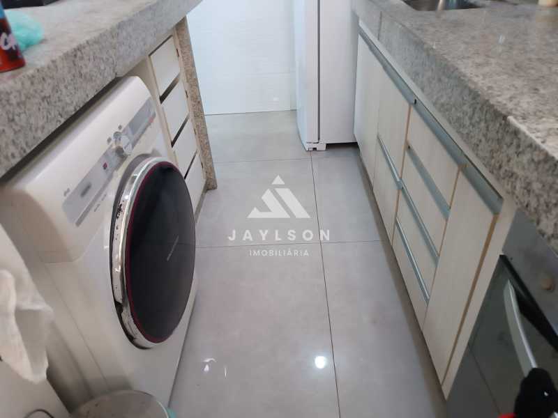 Apartamento à venda com 3 quartos, 60m² - Foto 28