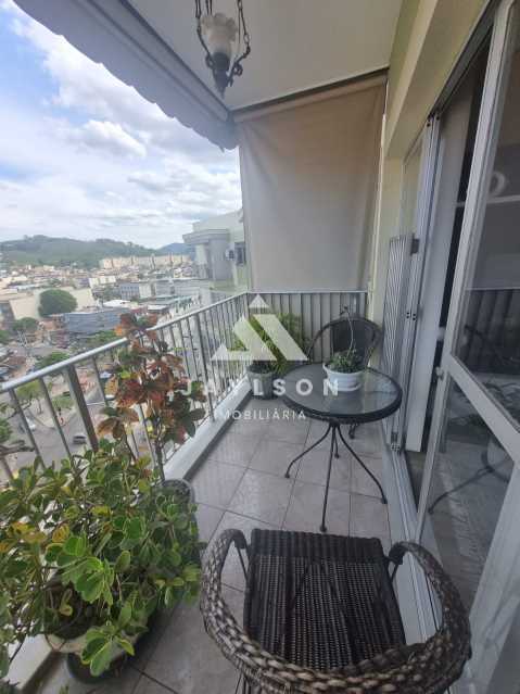 Apartamento à venda com 2 quartos, 70m² - Foto 1