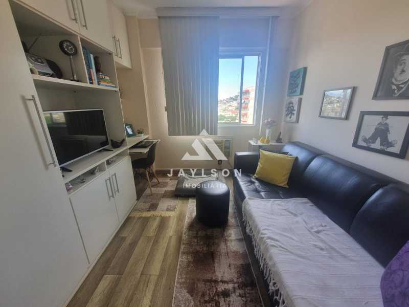 Apartamento à venda com 2 quartos, 70m² - Foto 15