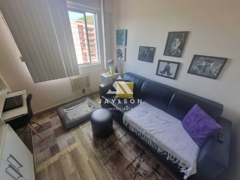 Apartamento à venda com 2 quartos, 70m² - Foto 17