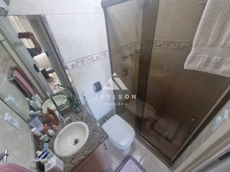 Apartamento à venda com 2 quartos, 70m² - Foto 20