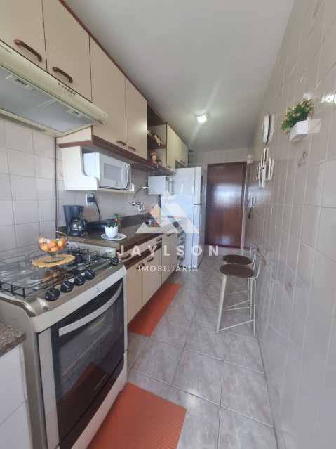 Apartamento à venda com 2 quartos, 70m² - Foto 23