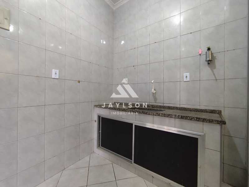 Apartamento à venda com 2 quartos, 45m² - Foto 13