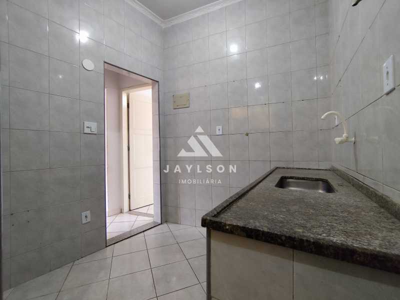 Apartamento à venda com 2 quartos, 45m² - Foto 14