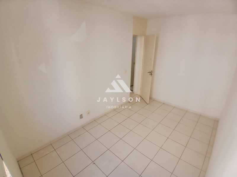 Apartamento à venda com 2 quartos, 46m² - Foto 12