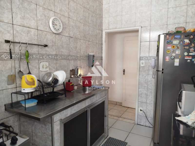 Apartamento à venda com 3 quartos, 68m² - Foto 20