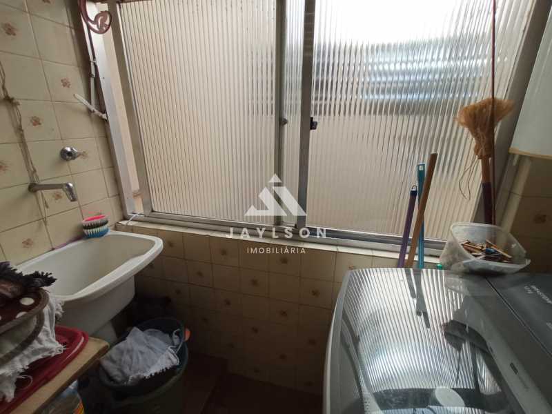 Apartamento à venda com 2 quartos, 58m² - Foto 15