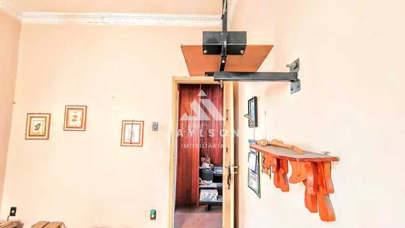 Casa de Vila à venda com 2 quartos, 150m² - Foto 9