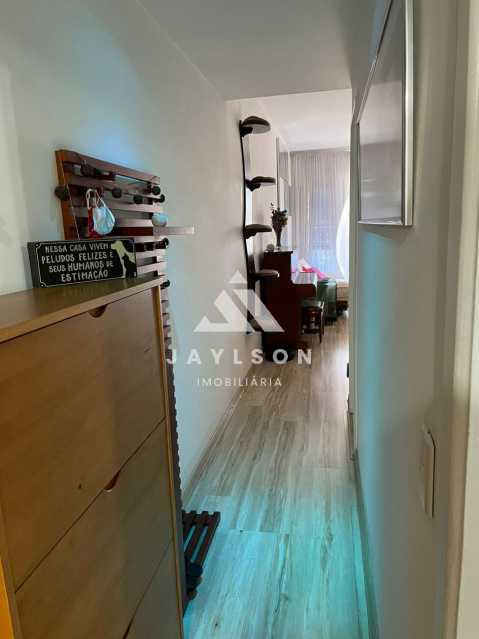 Apartamento à venda com 3 quartos, 100m² - Foto 8