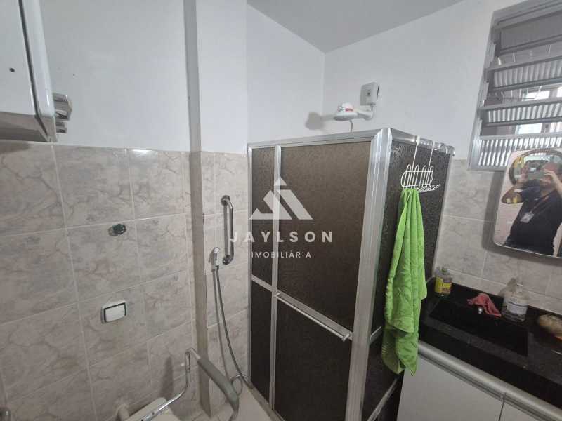 Apartamento à venda com 2 quartos, 85m² - Foto 16