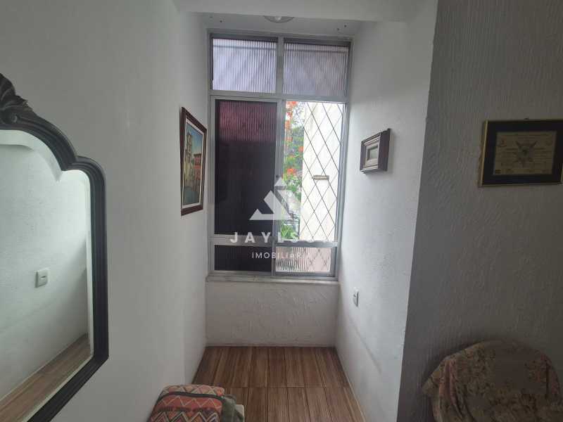 Apartamento à venda com 2 quartos, 85m² - Foto 7